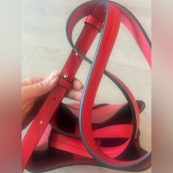 French Connection Bucket Bag Red Small - Picture 6 of 7